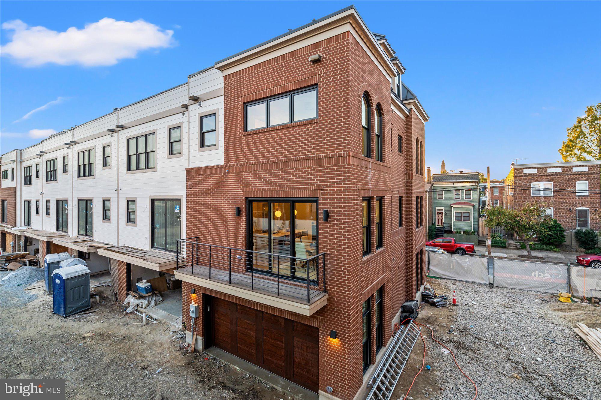 125 N WEST STREET