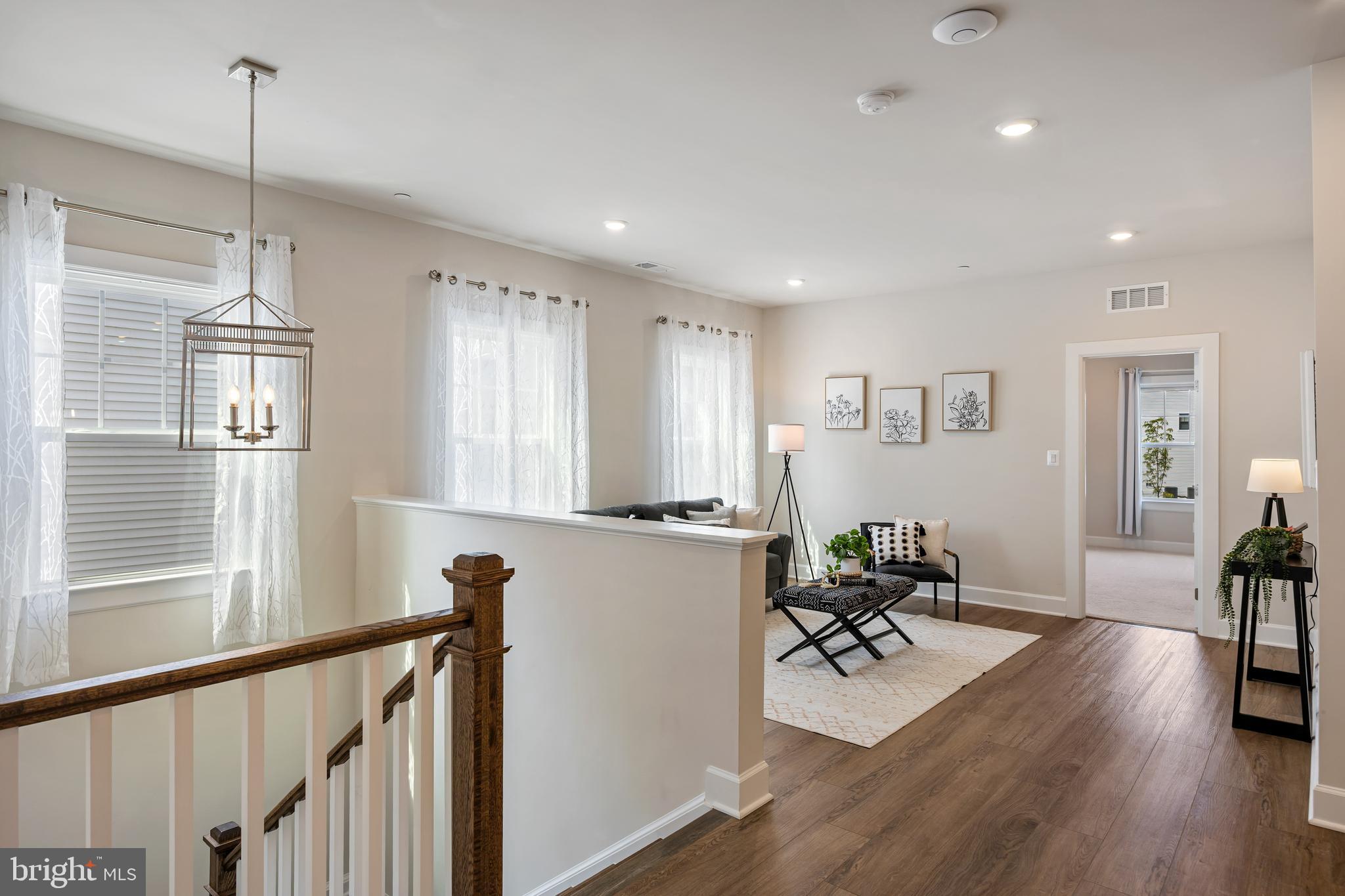 CEDAR CREEK - Residential