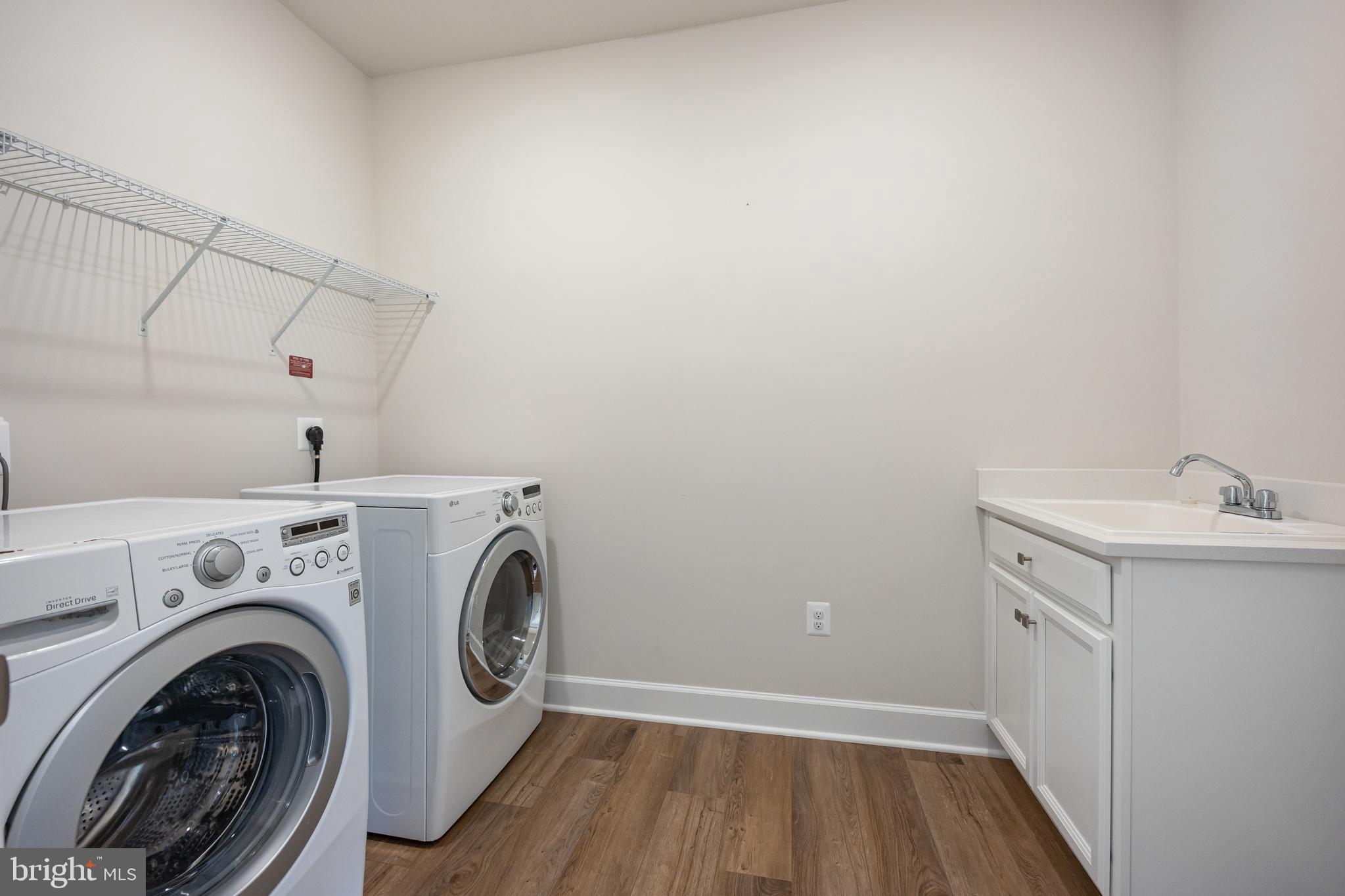 CEDAR CREEK - Residential