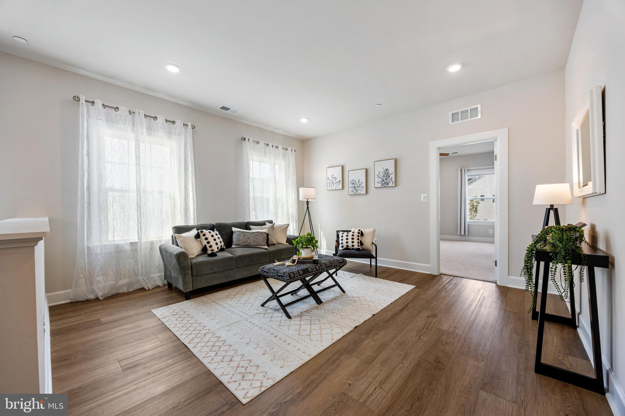 CEDAR CREEK - Residential