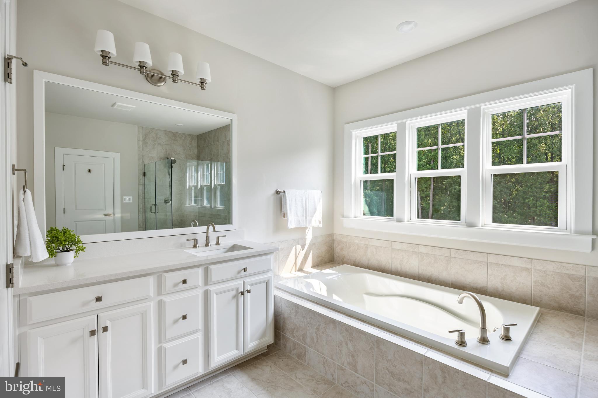 CEDAR CREEK - Residential