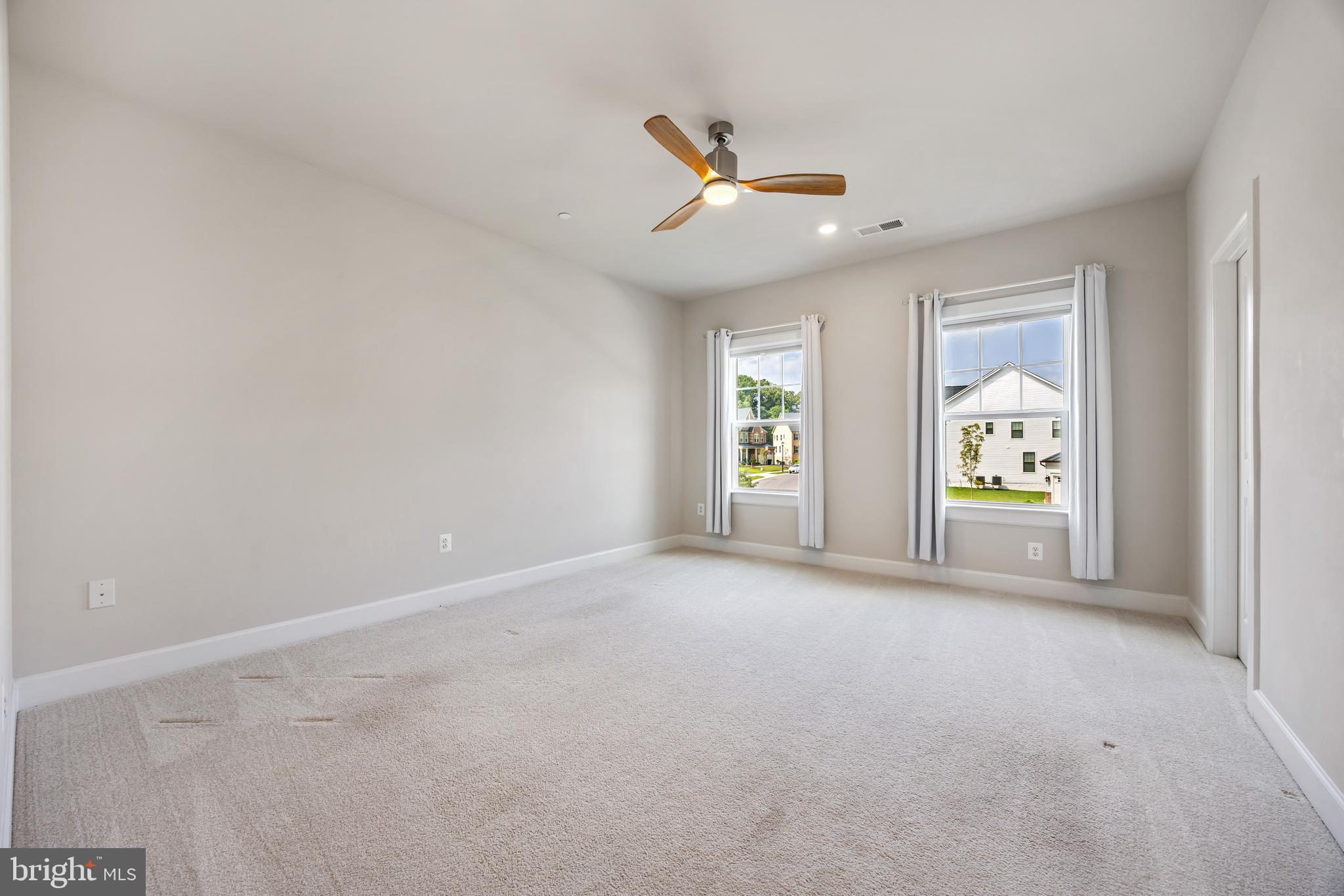 CEDAR CREEK - Residential