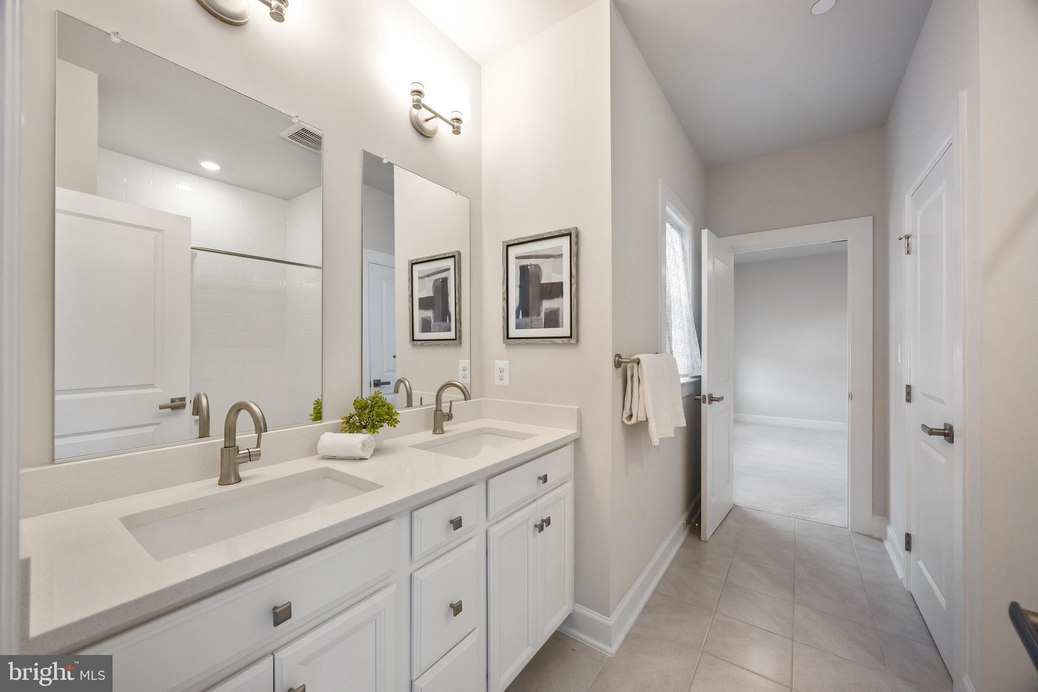 CEDAR CREEK - Residential