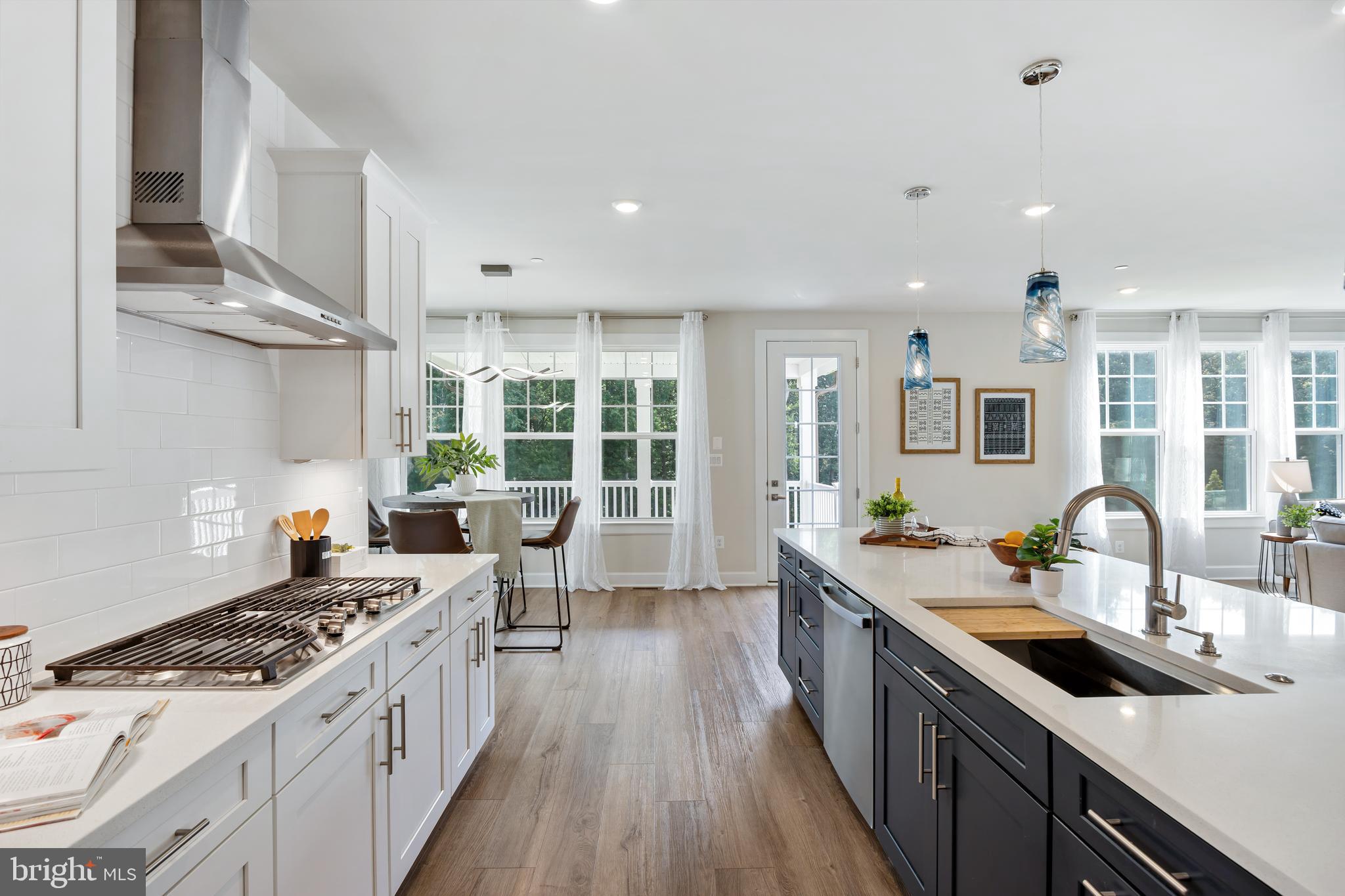 CEDAR CREEK - Residential