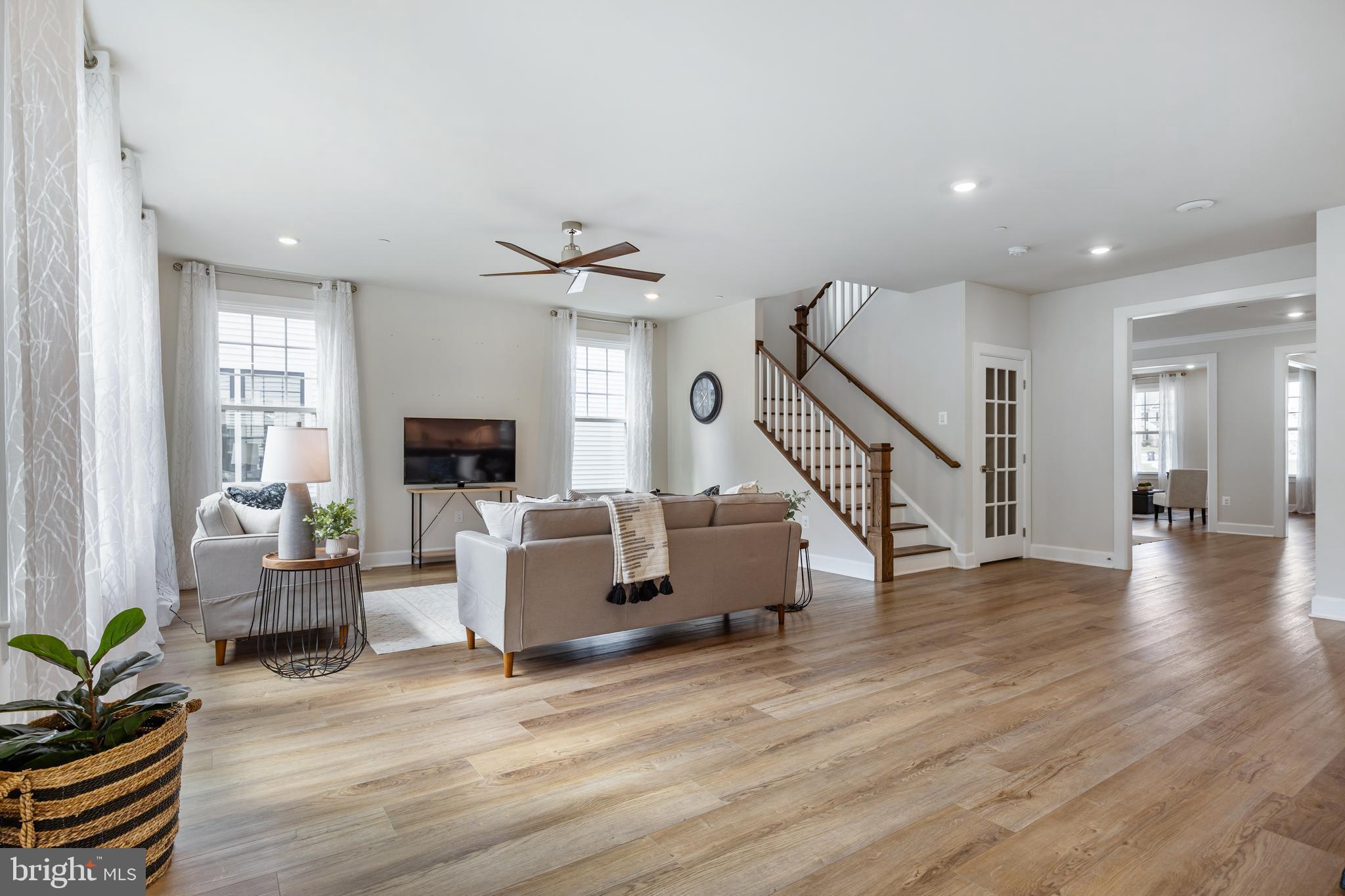 CEDAR CREEK - Residential