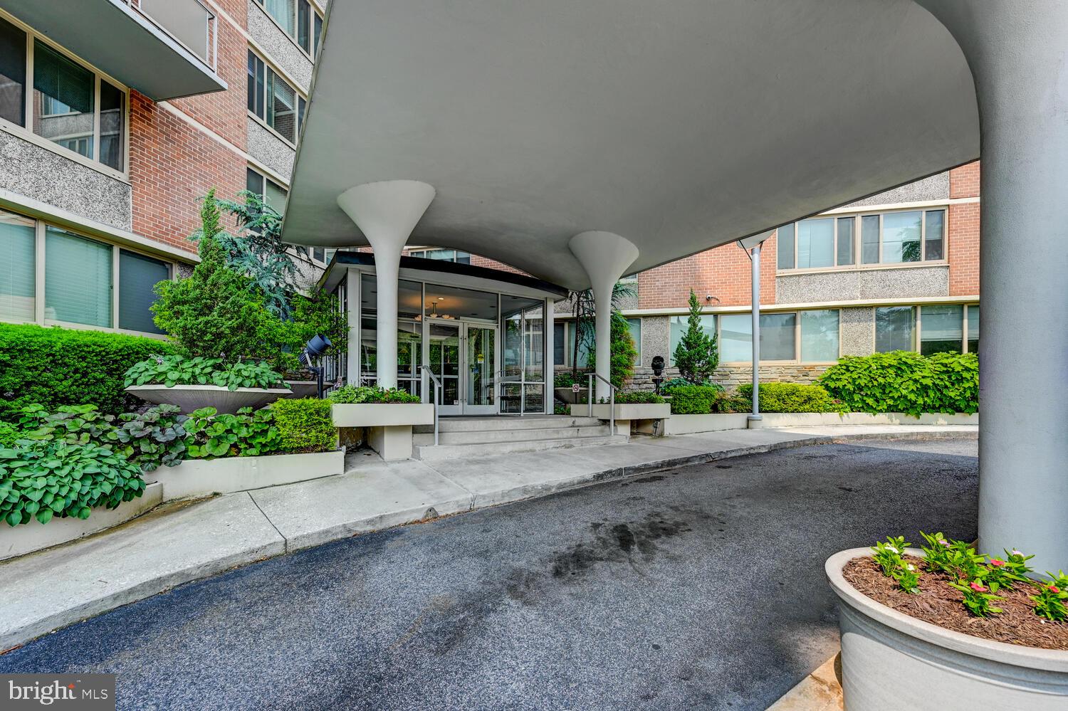 1 E UNIVERSITY PARKWAY 307