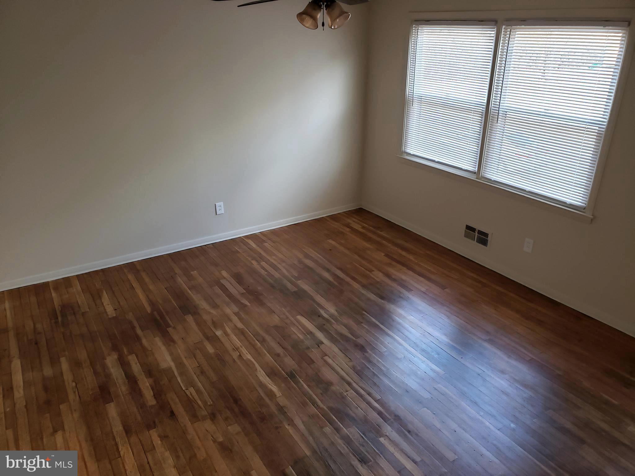 RIVERWOOD PARK - Residential