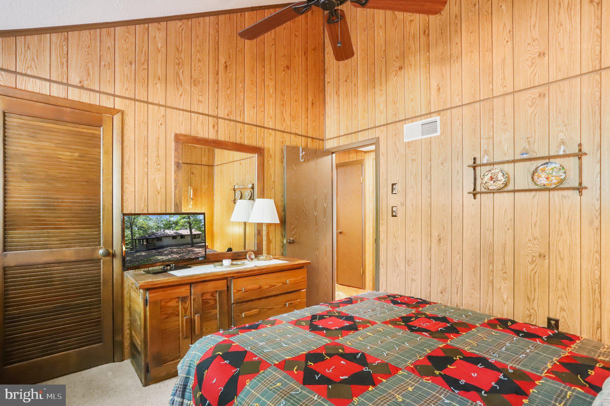 THE WOODS - Residential