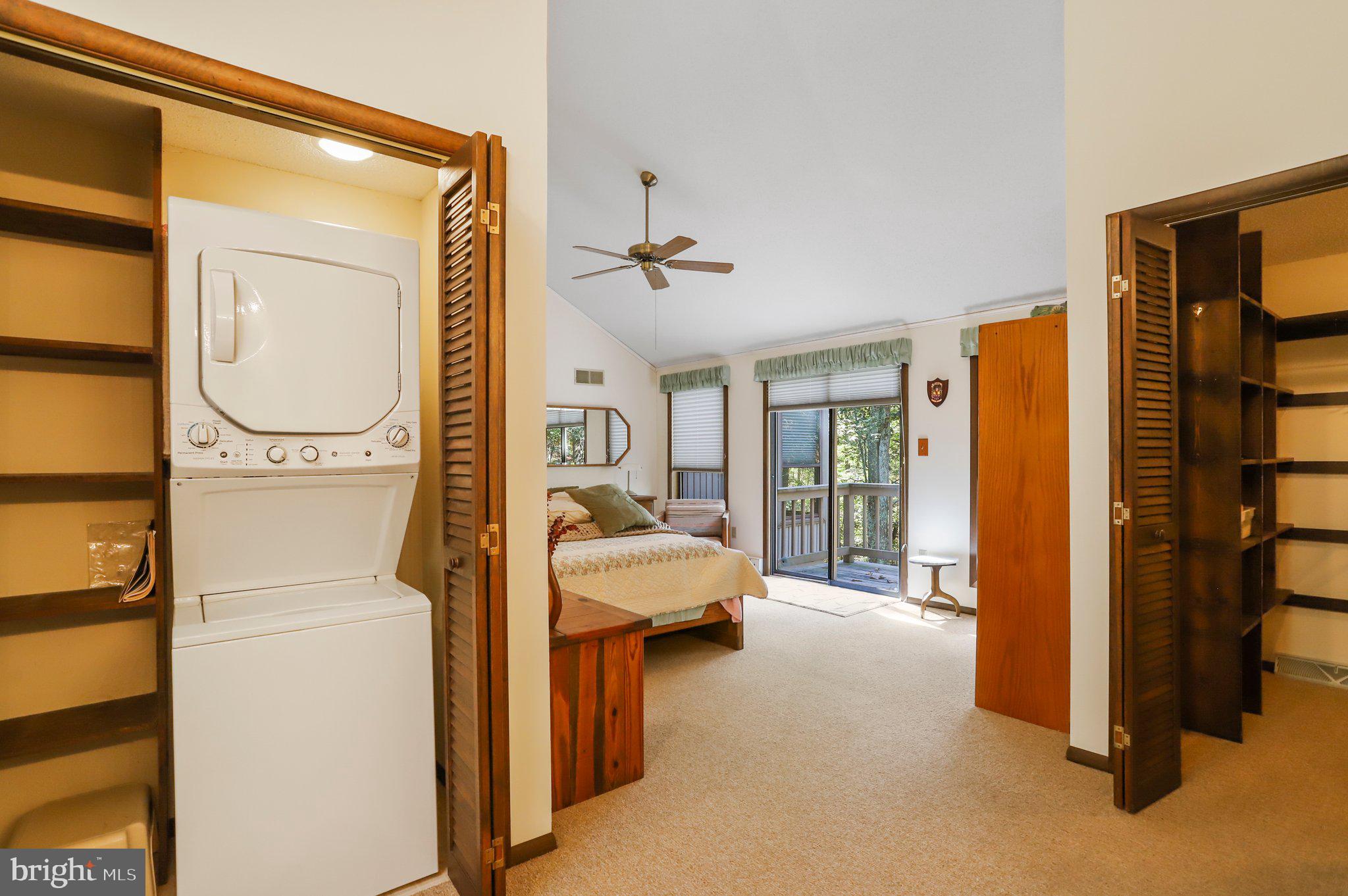 THE WOODS - Residential