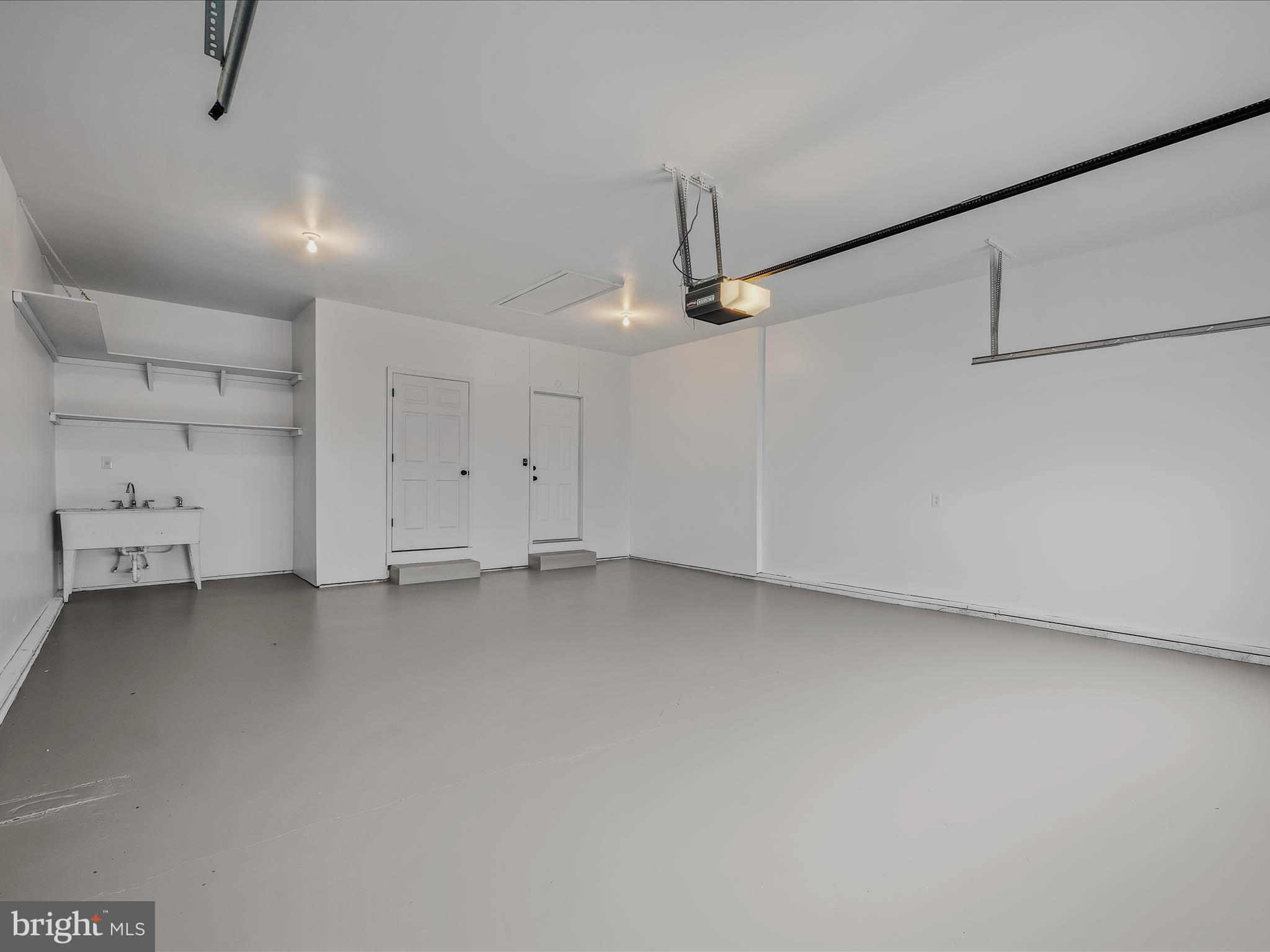 HAMMONDS MILL - Residential