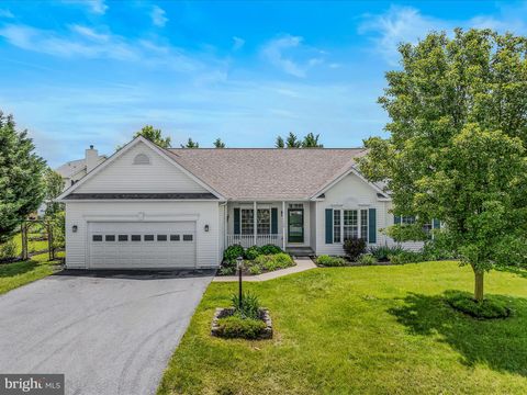 130 CREIGHTON COURT MARTINSBURG WV 25404