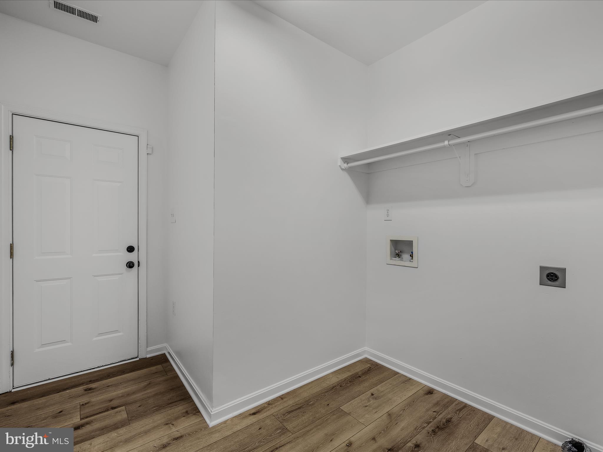 HAMMONDS MILL - Residential