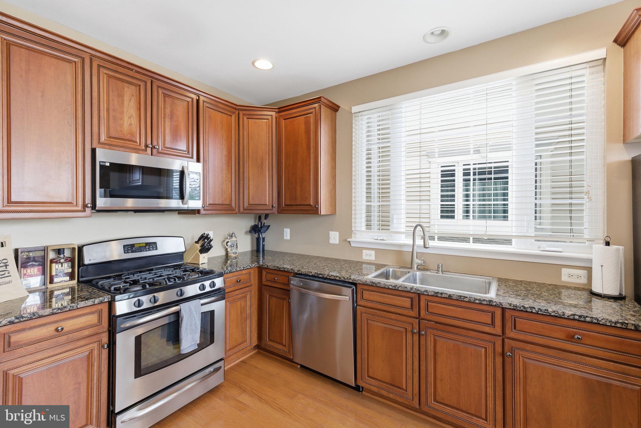 RIDGES AT BELMONT - Residential