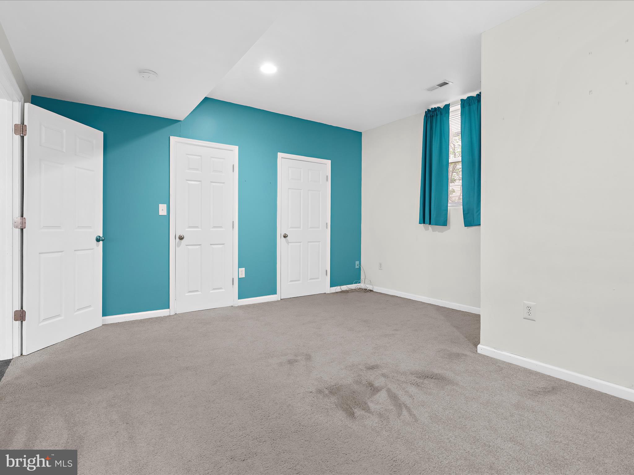 OAKLEIGH BEACH - Residential