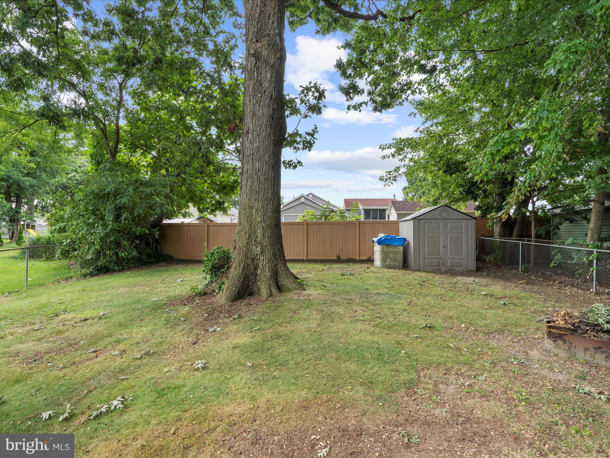 OAKLEIGH BEACH - Residential