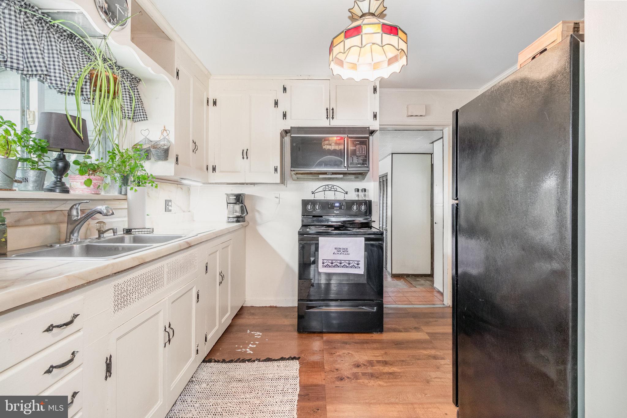 MIDDLETOWN - Residential