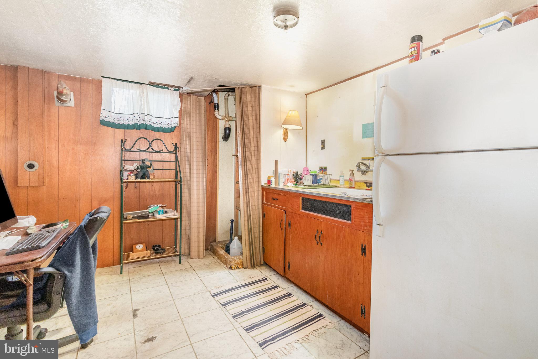 MIDDLETOWN - Residential