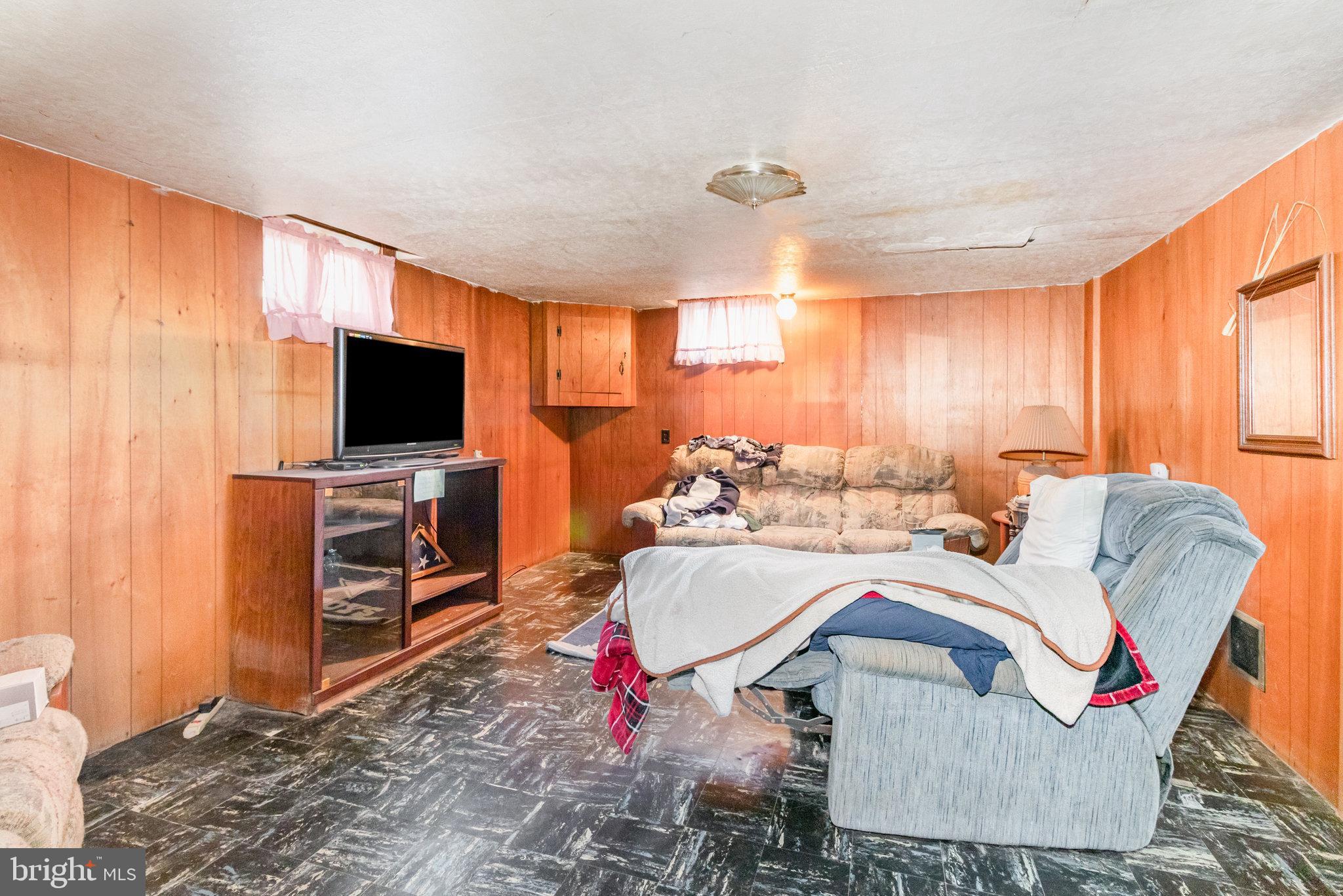 MIDDLETOWN - Residential