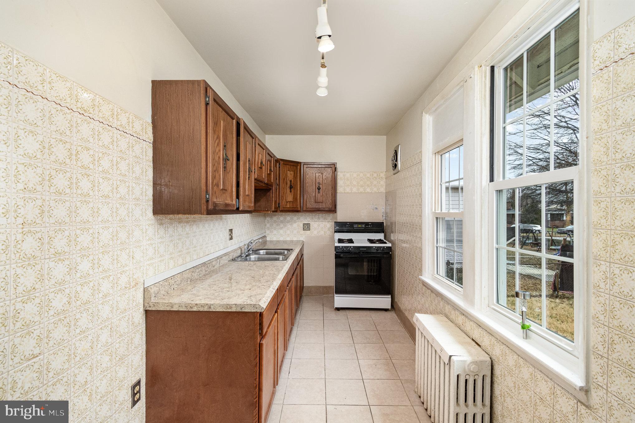 HAMILTON HEIGHTS - Residential