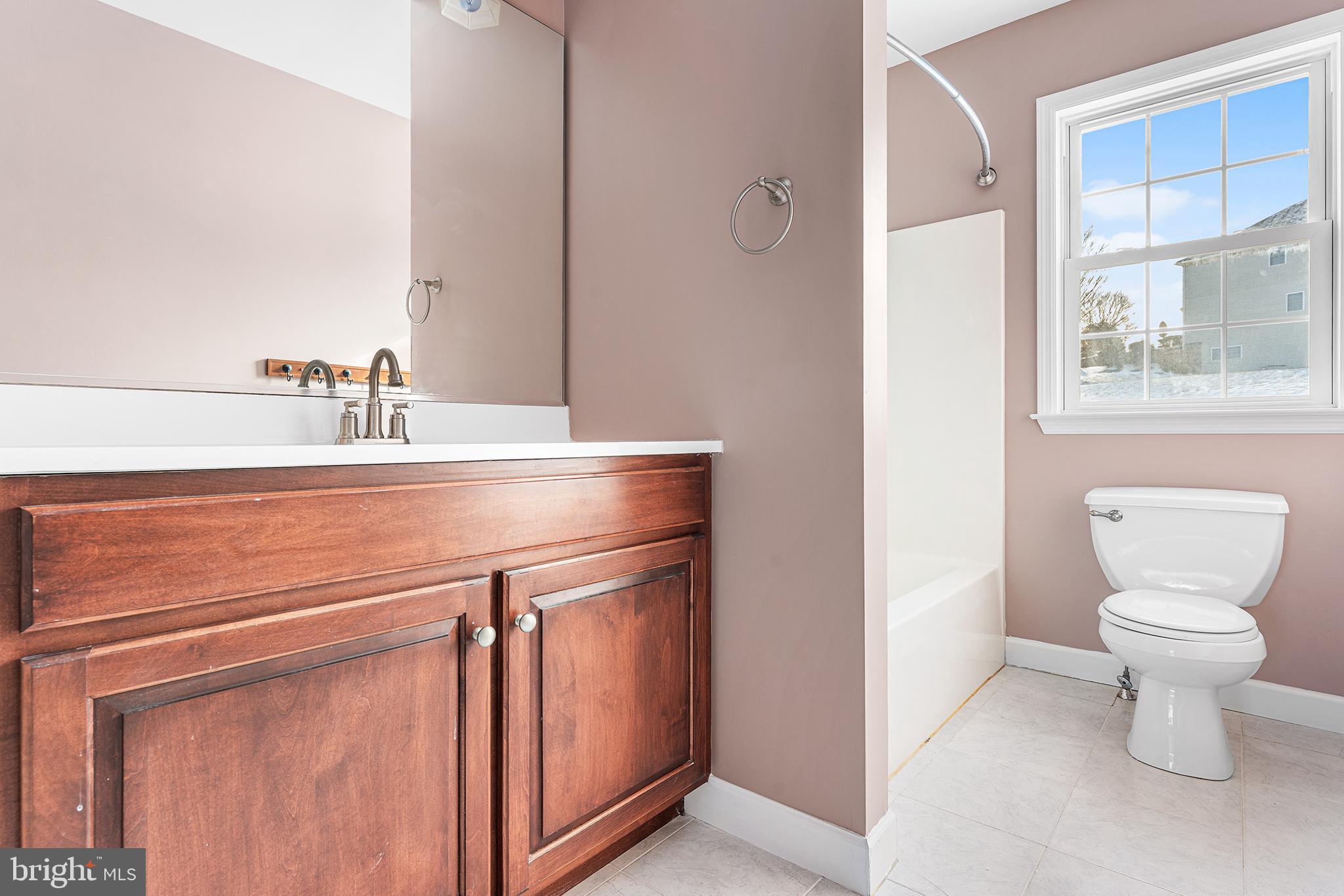 WOODS EDGE - Residential