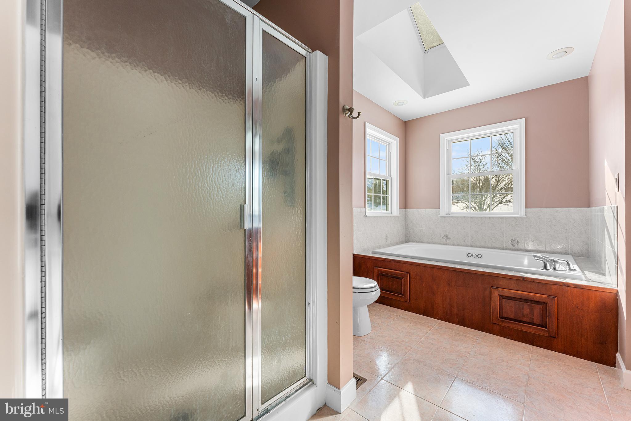 WOODS EDGE - Residential