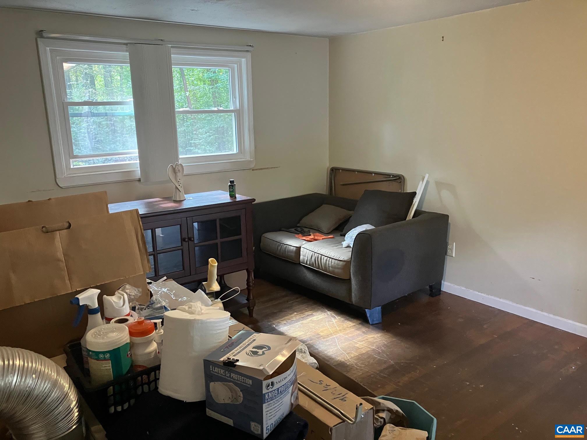 8203 CHESTNUT GROVE RD