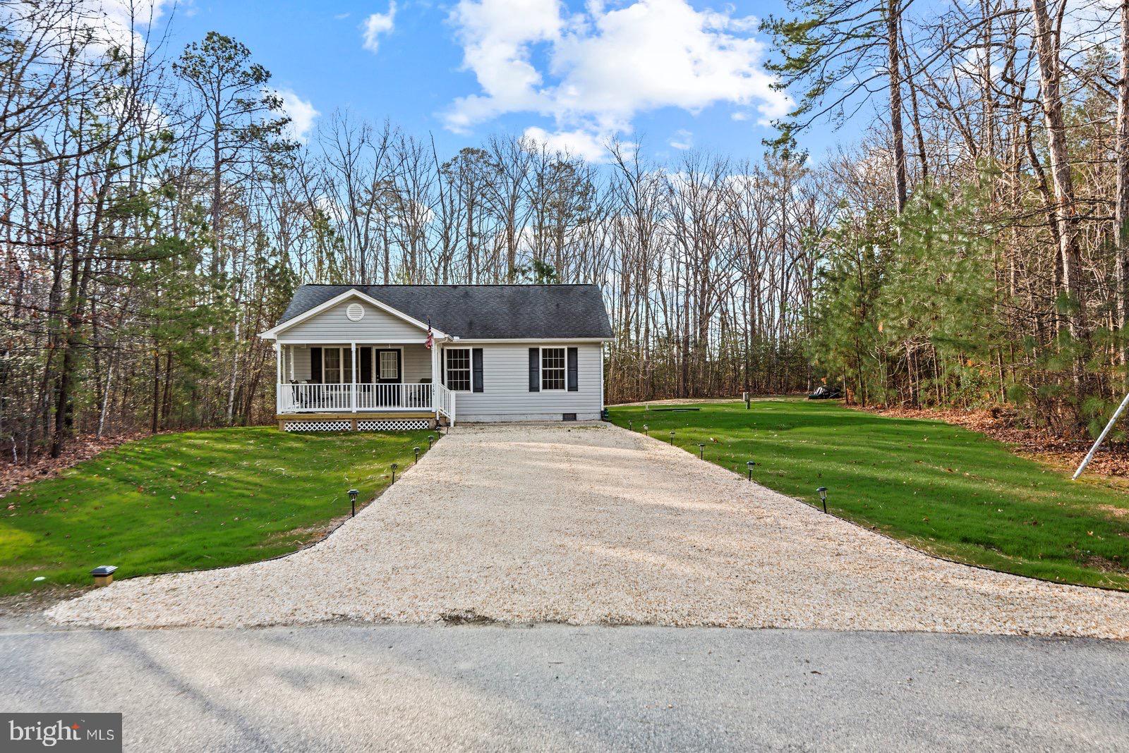 LAKE CAROLINE - Residential