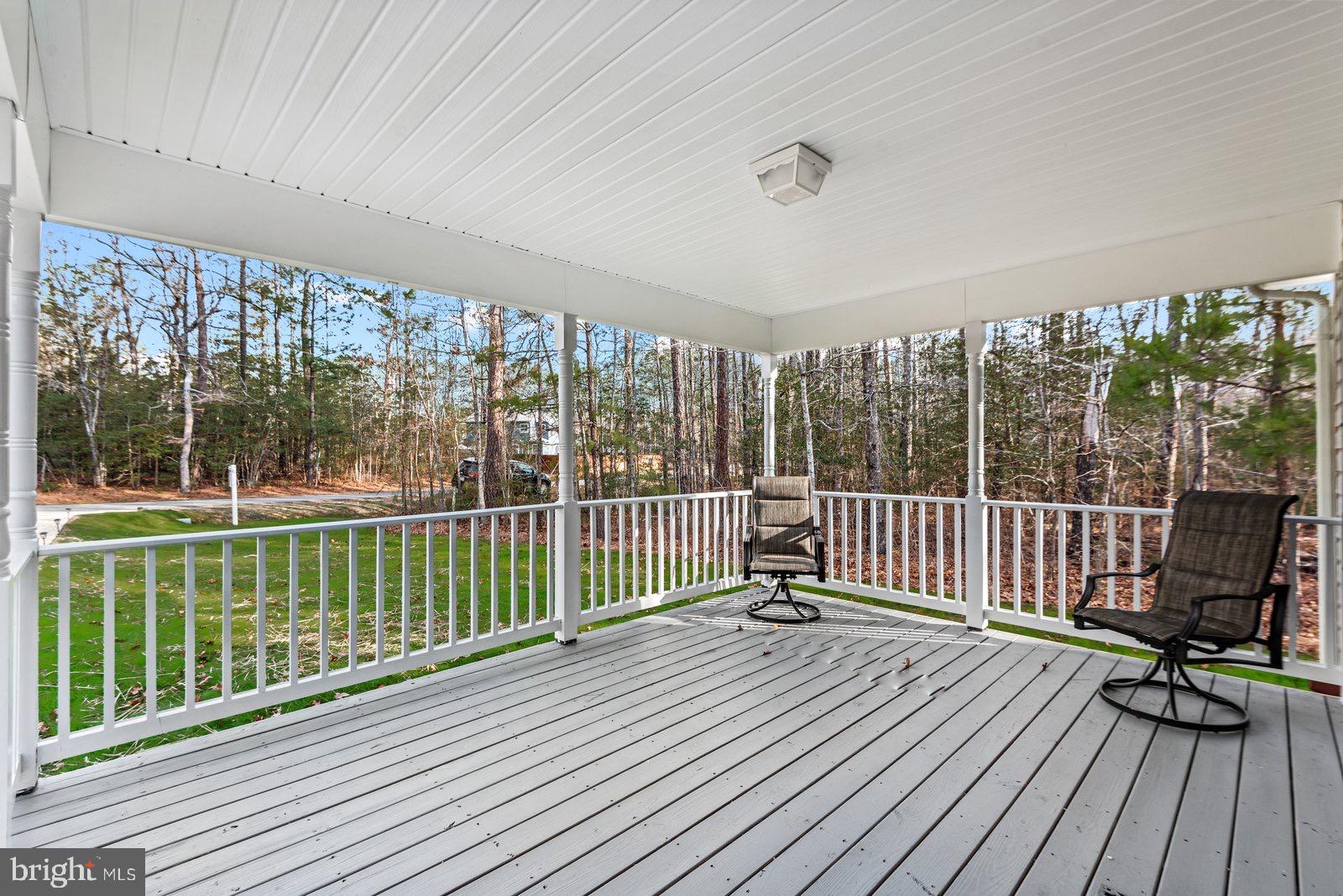 LAKE CAROLINE - Residential