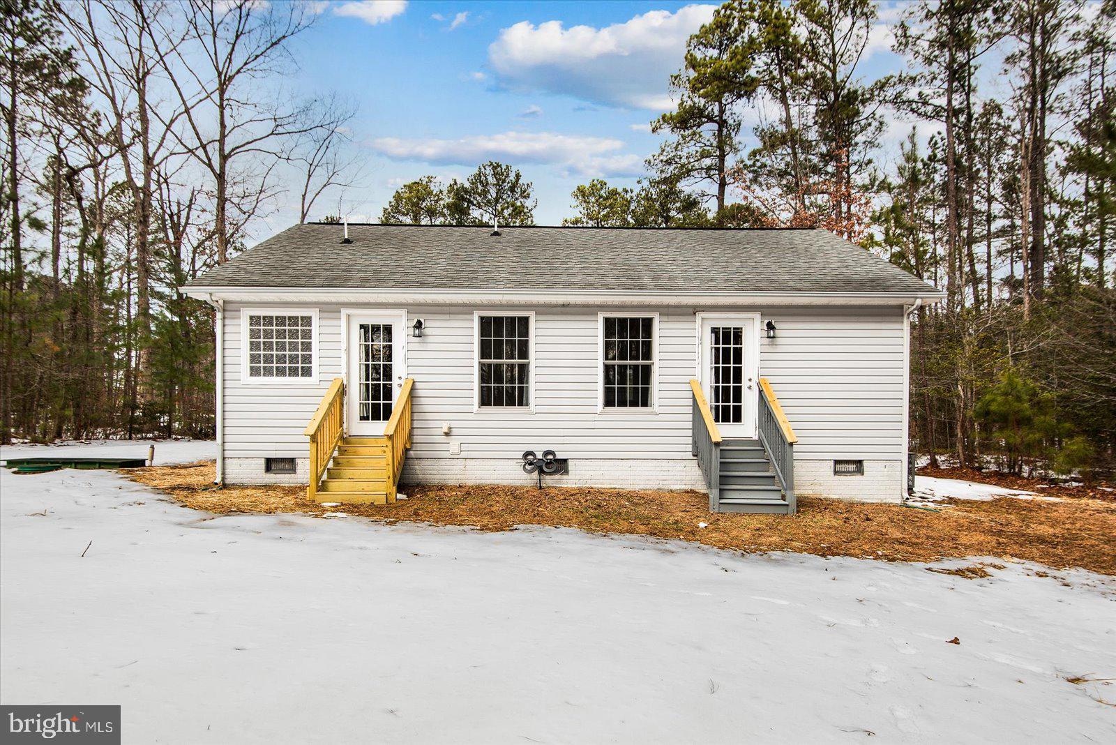 LAKE CAROLINE - Residential