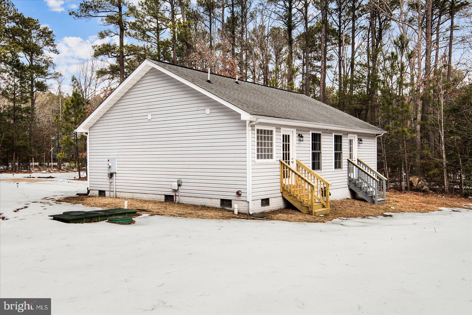 LAKE CAROLINE - Residential