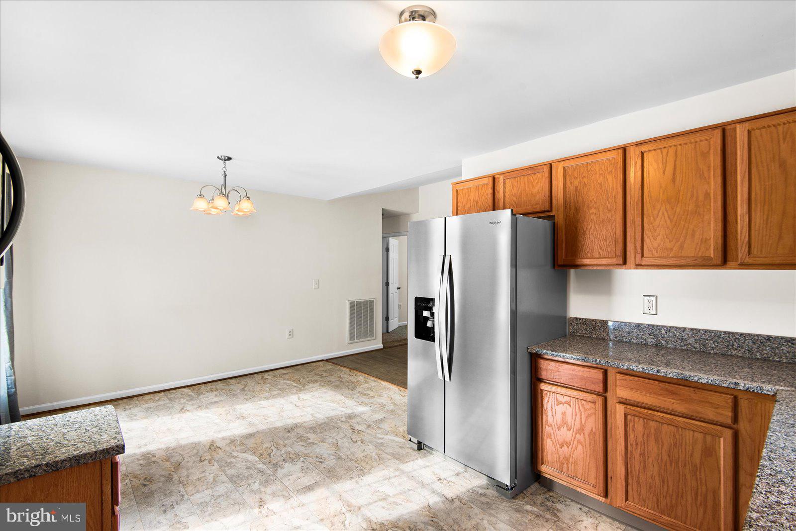 LAKE CAROLINE - Residential