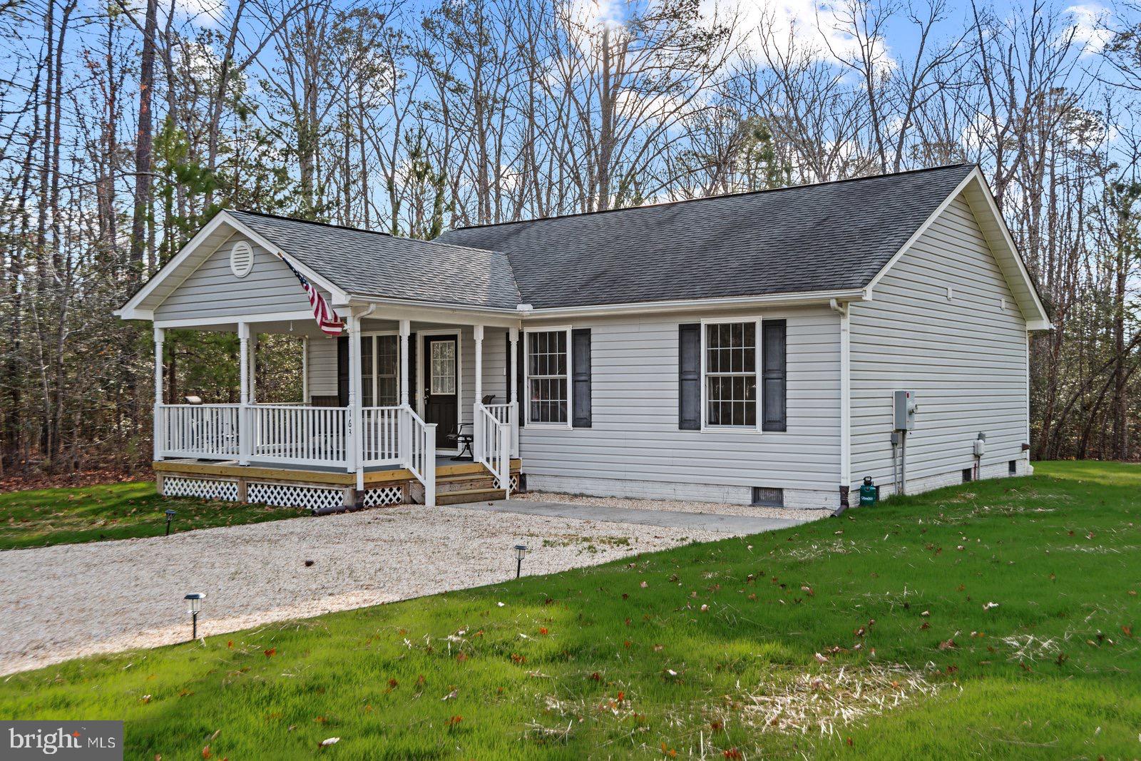 LAKE CAROLINE - Residential