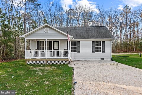 Homes For Sale - 163 American Drive<br/> Caroline County, RUTHER GLEN, VA 22546