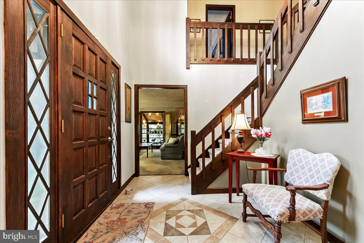 1200 DUNSINANE HILL