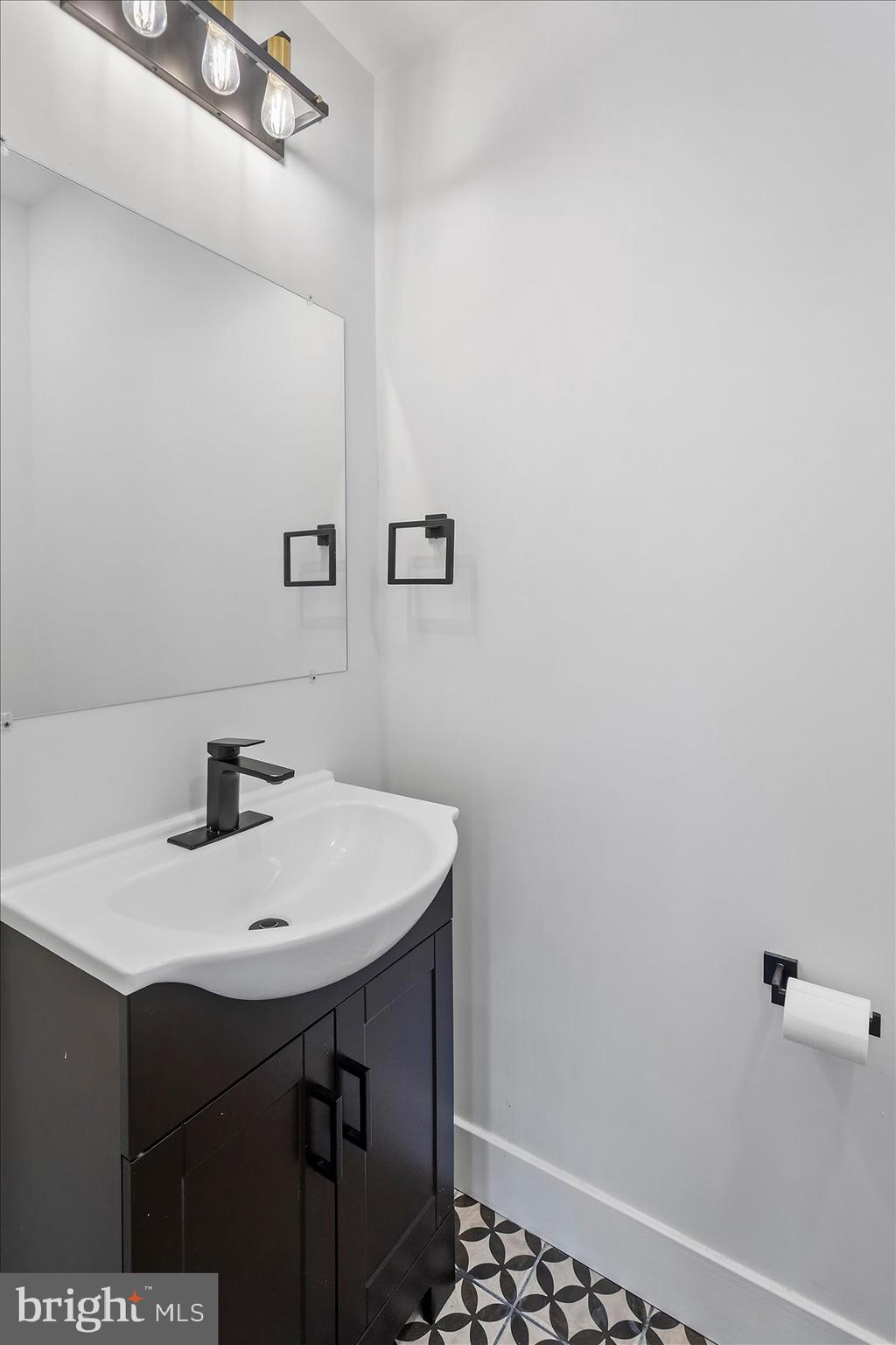 BIRD RIVER GROVE - Residential