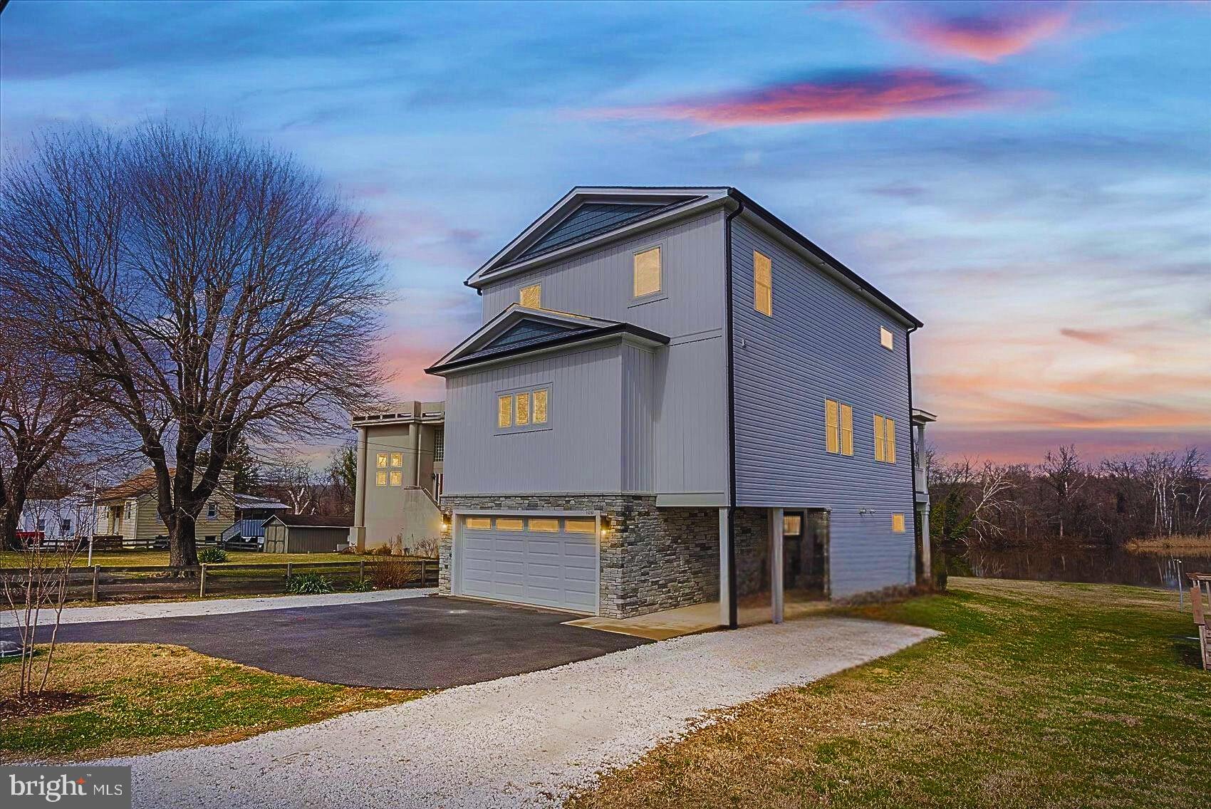 BIRD RIVER GROVE - Residential