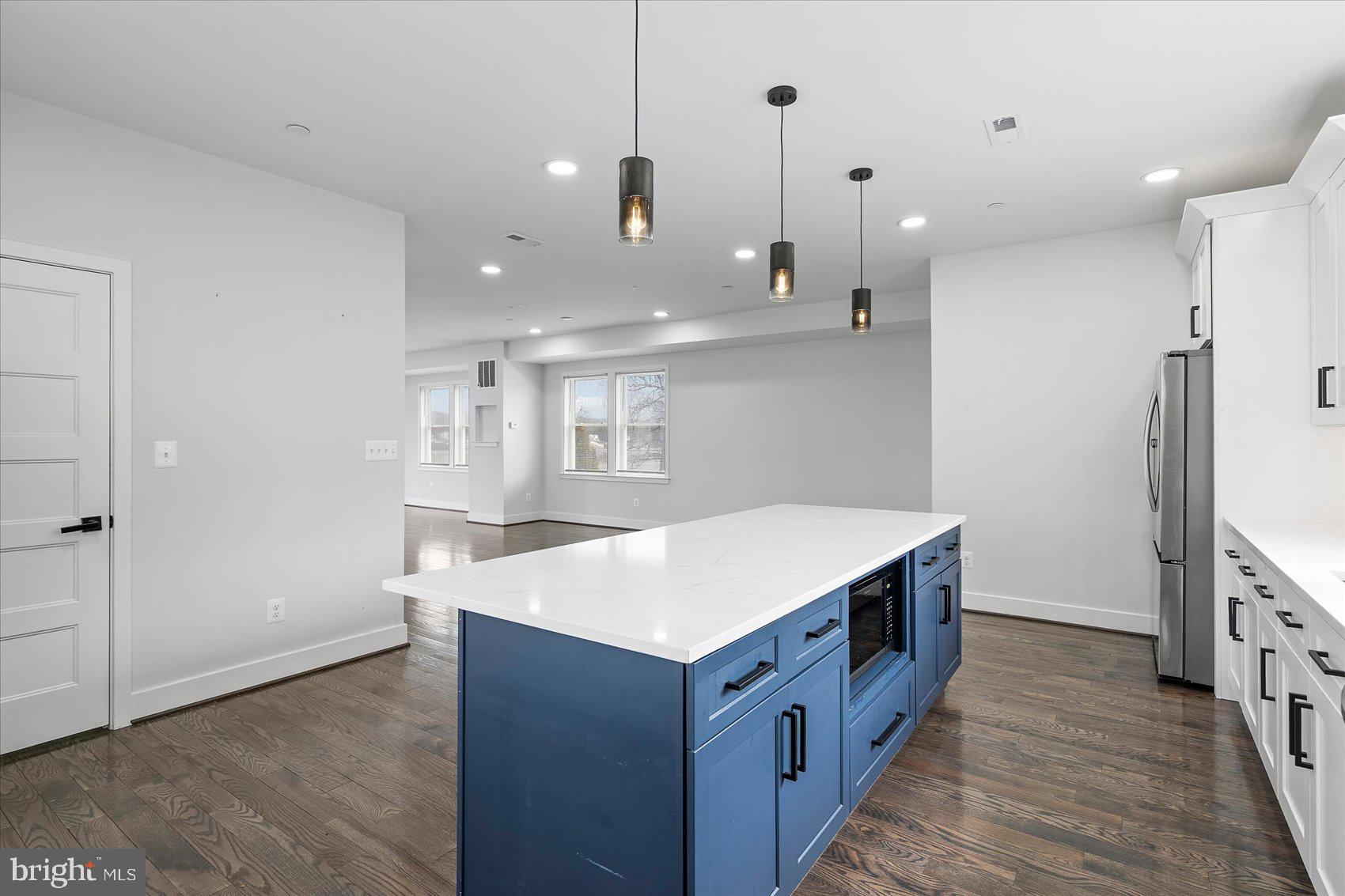 BIRD RIVER GROVE - Residential