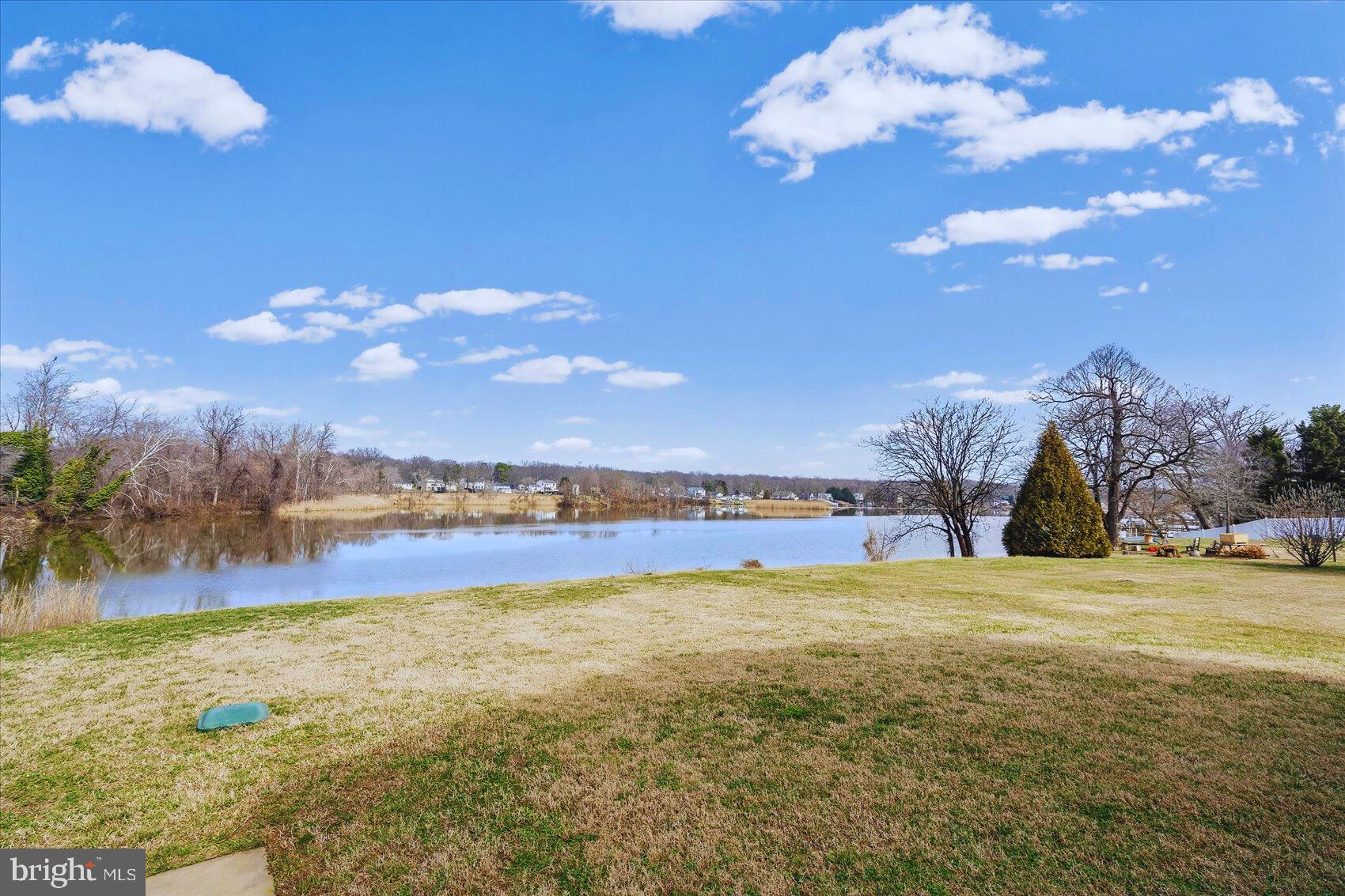 BIRD RIVER GROVE - Residential