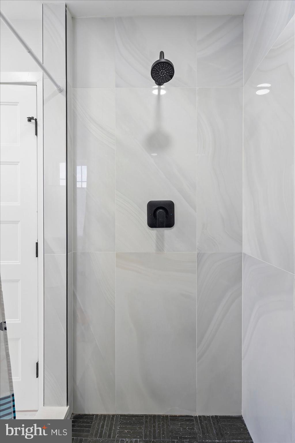 BIRD RIVER GROVE - Residential