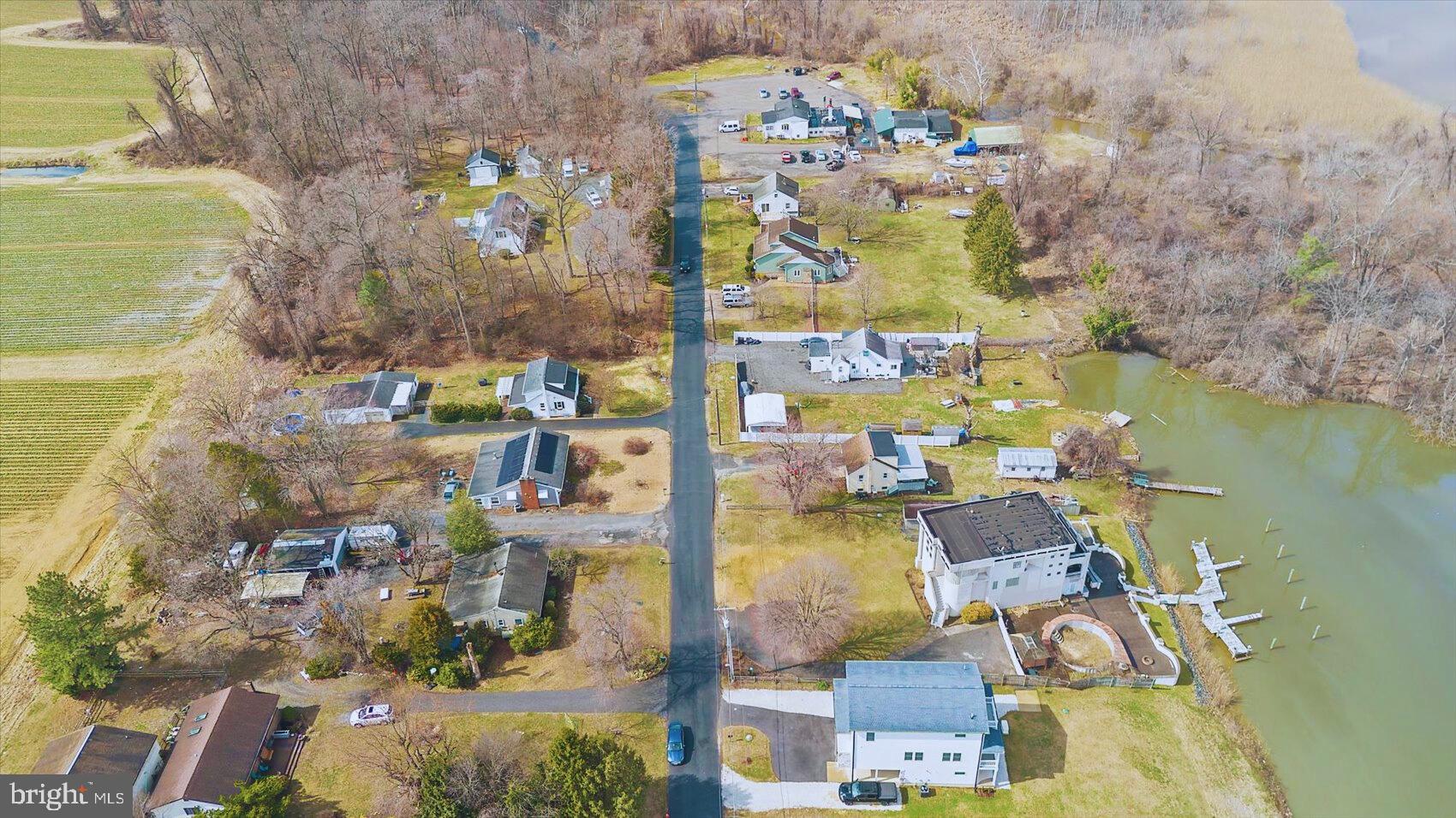 BIRD RIVER GROVE - Residential