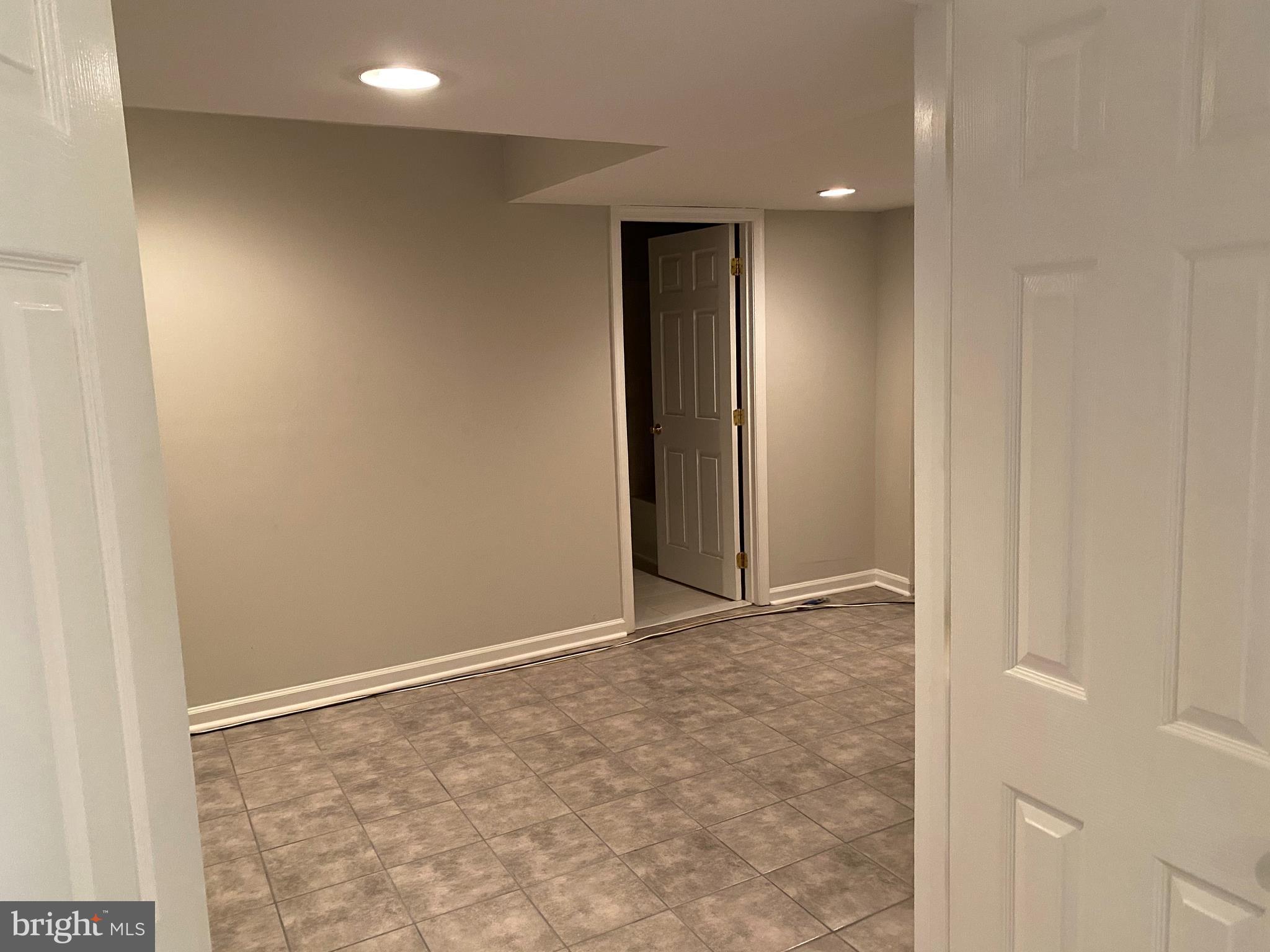 HILLANTRAE - Residential