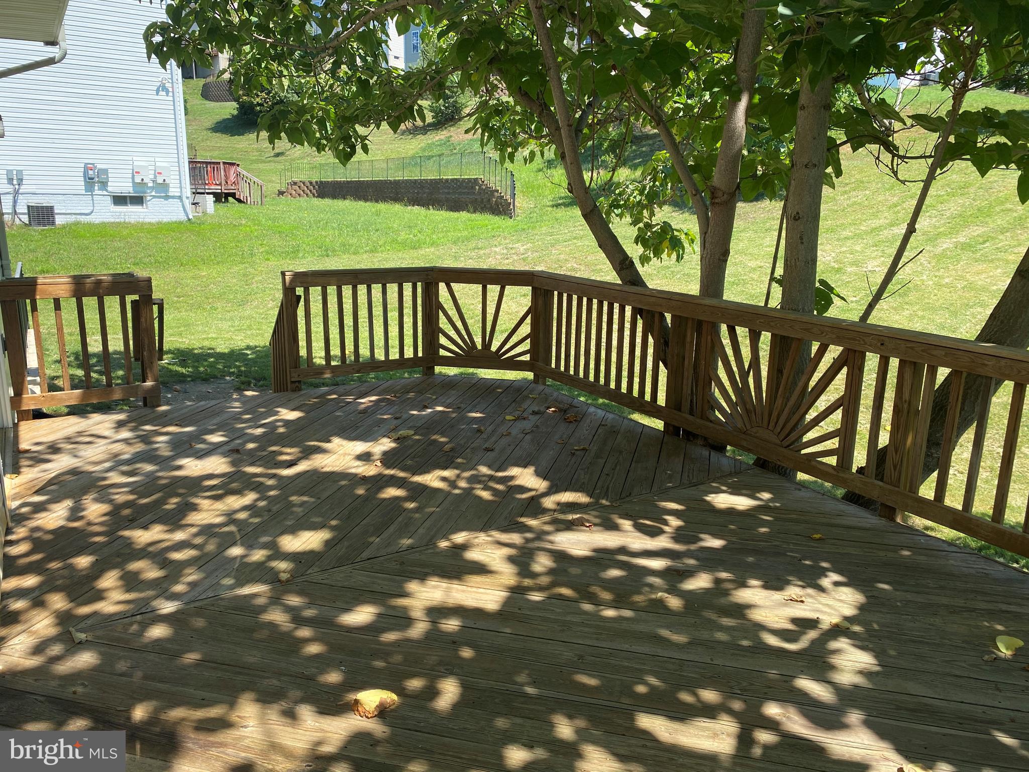 HILLANTRAE - Residential