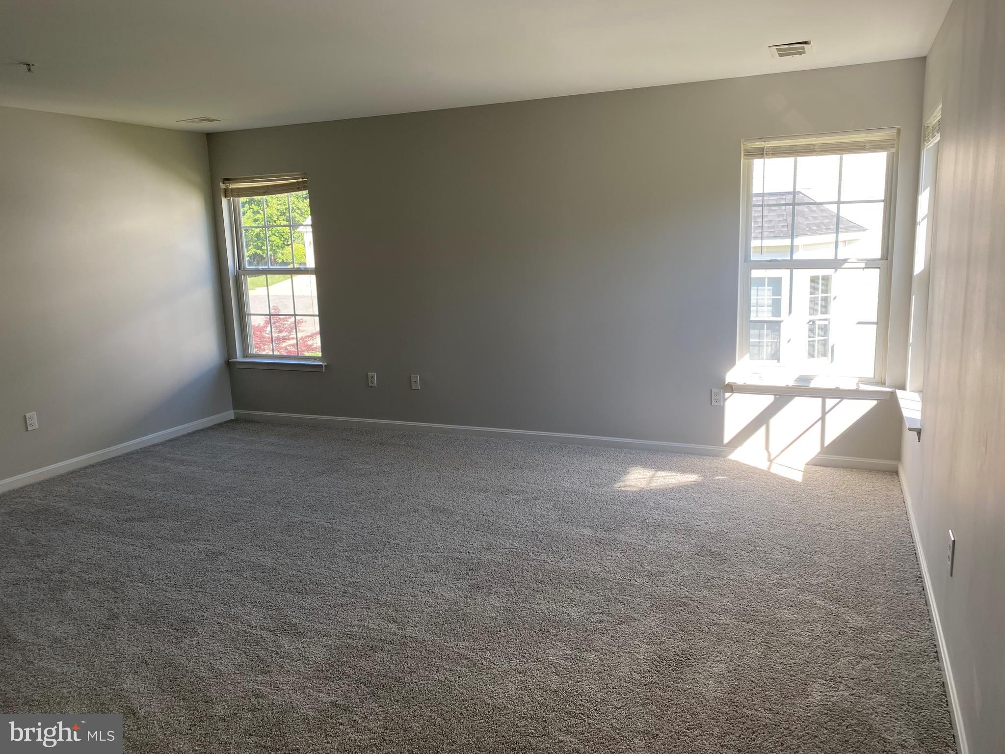 HILLANTRAE - Residential