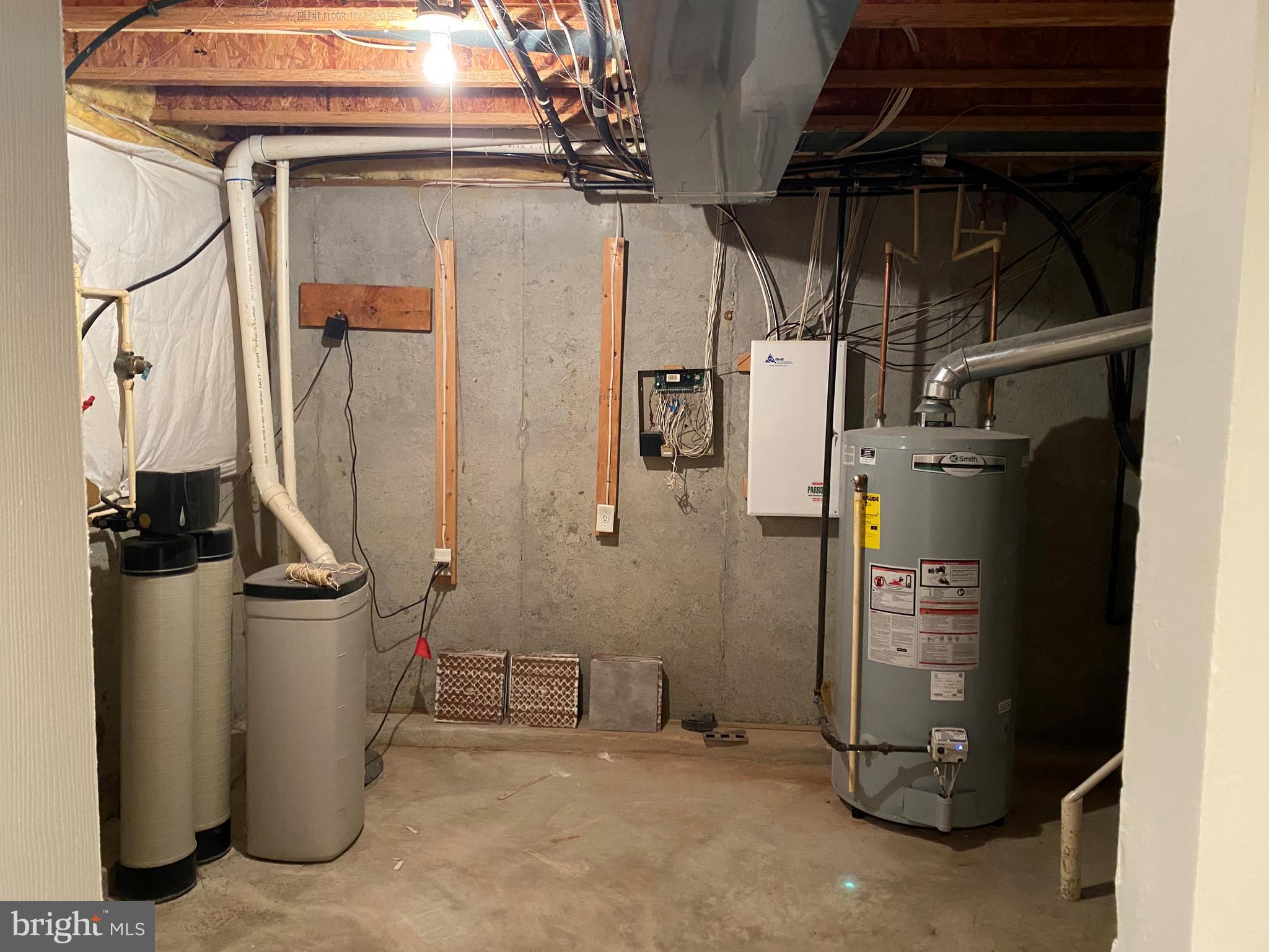 HILLANTRAE - Residential