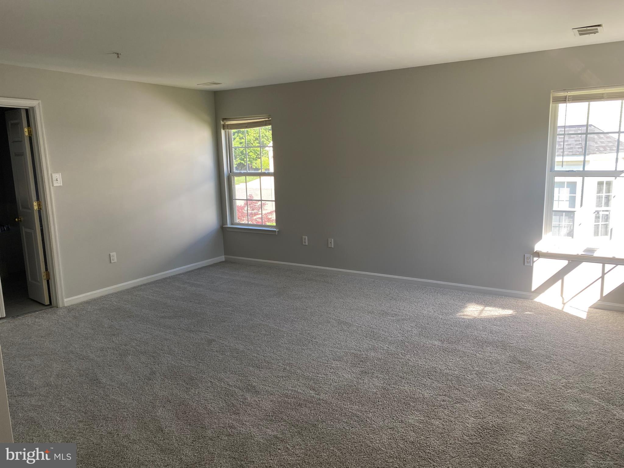 HILLANTRAE - Residential