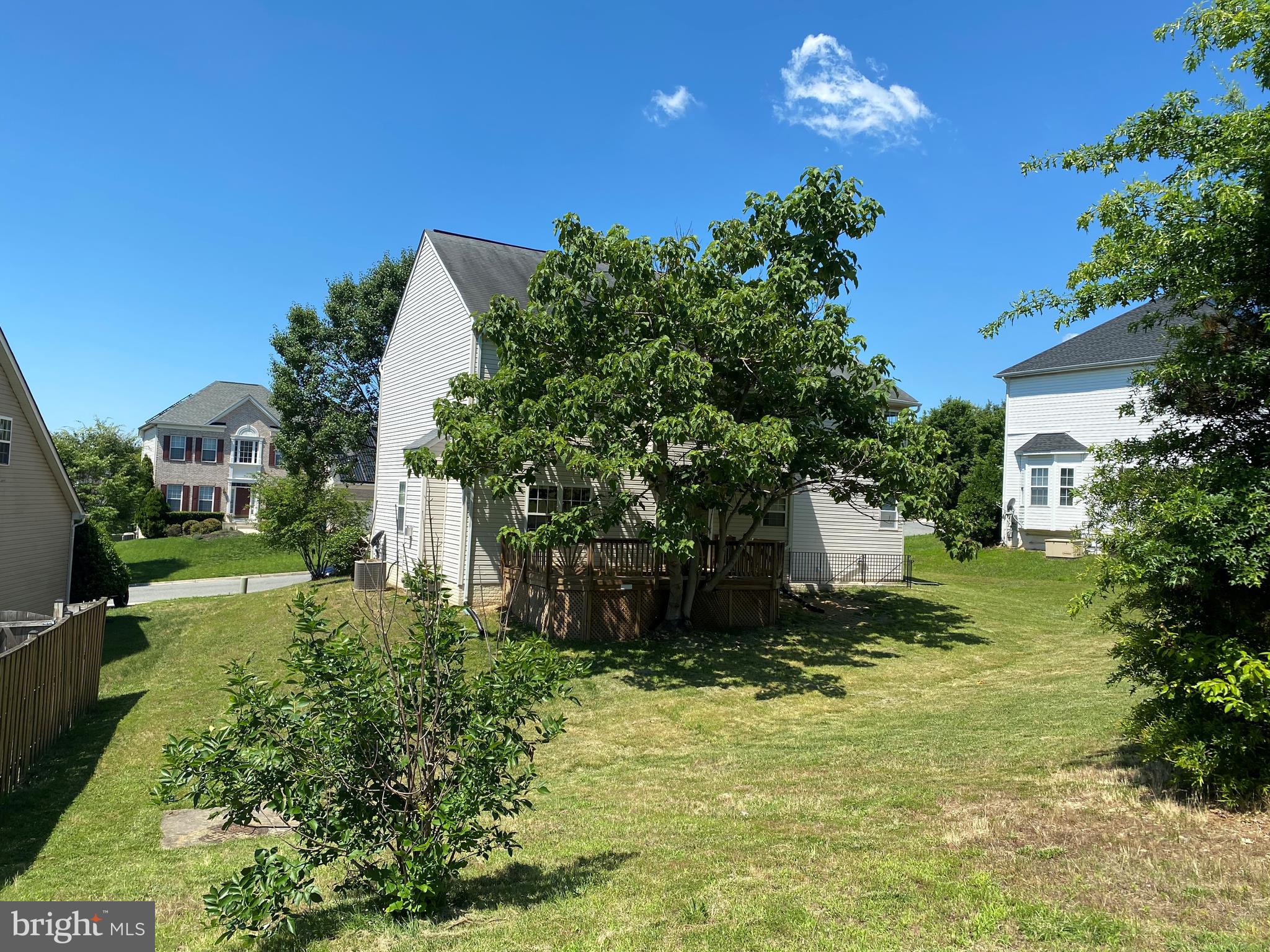 HILLANTRAE - Residential