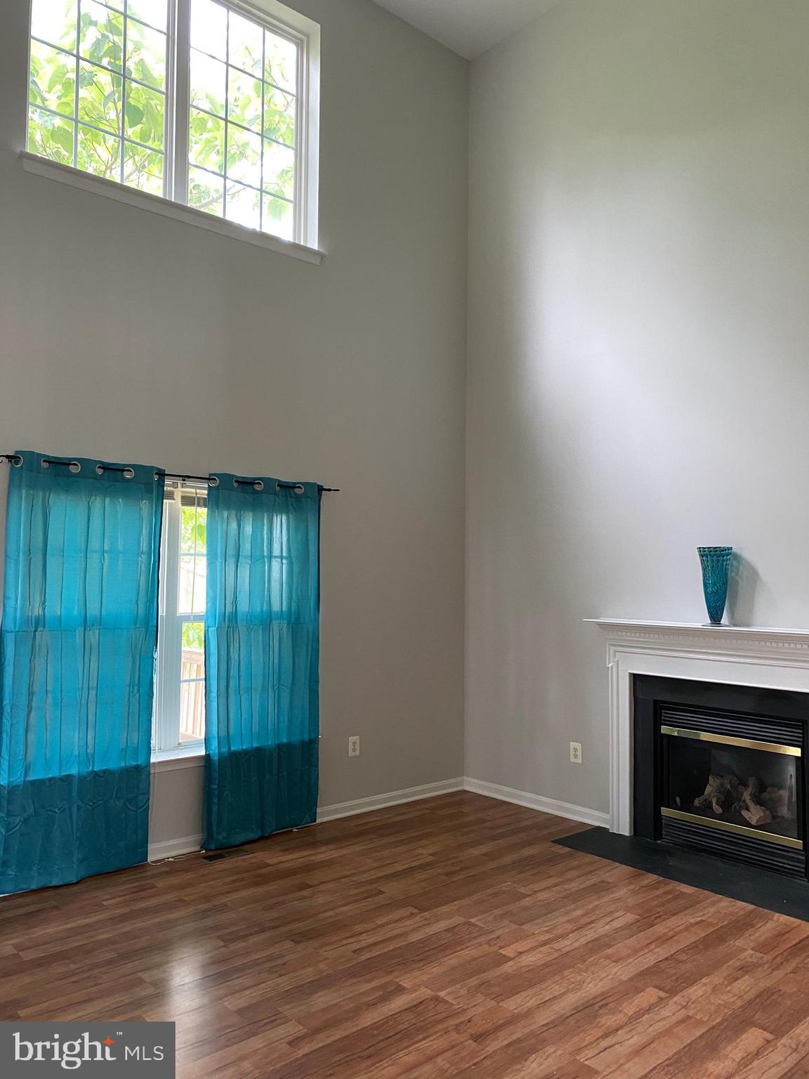 HILLANTRAE - Residential