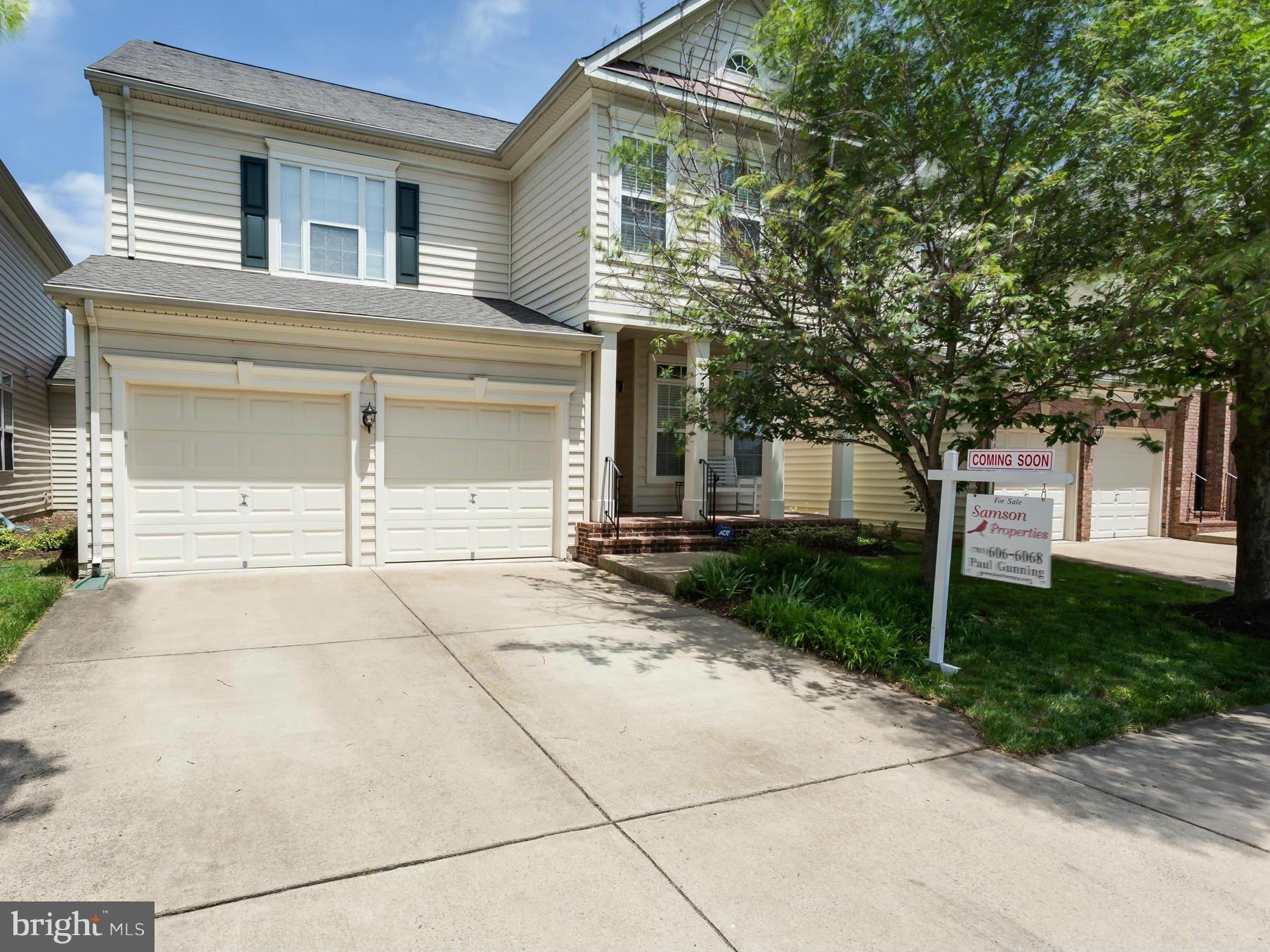 ASHBURN VILLAGE - Residential