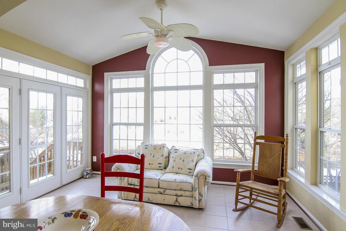 ASHBURN VILLAGE - Residential