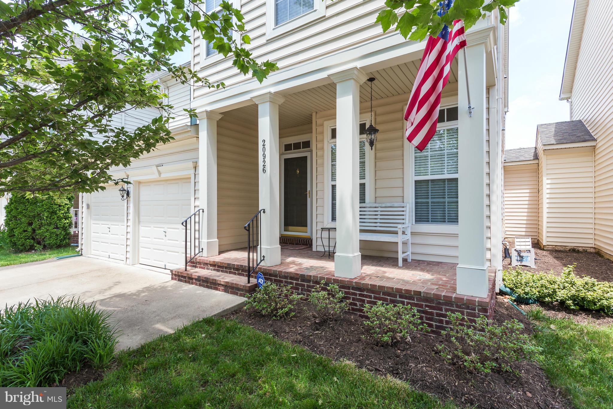 ASHBURN VILLAGE - Residential